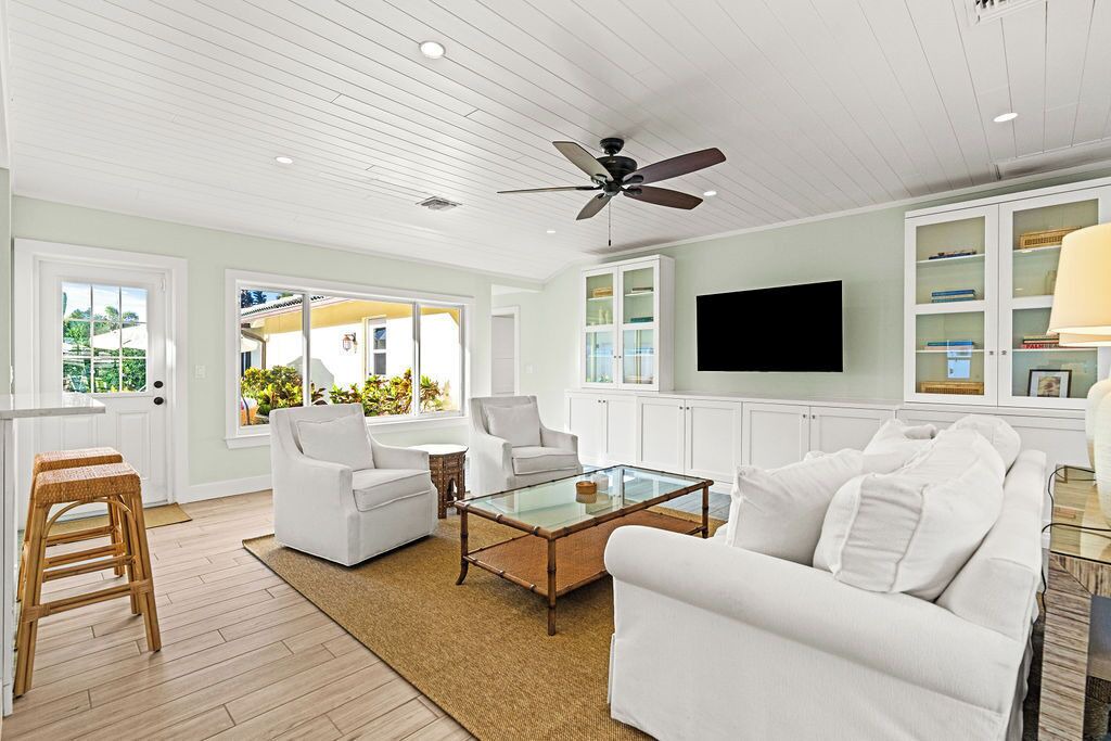 Photo of Others in Palm Beach Shores