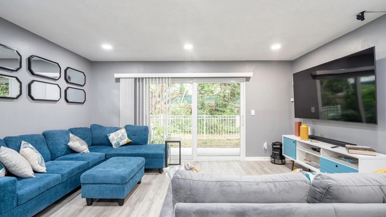 Photo of Livingroom in Disston Heights