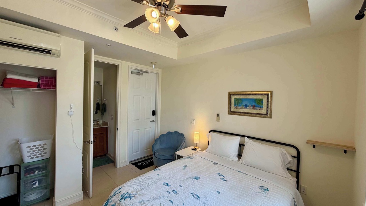 Photo of Bedroom in Bonita Shores