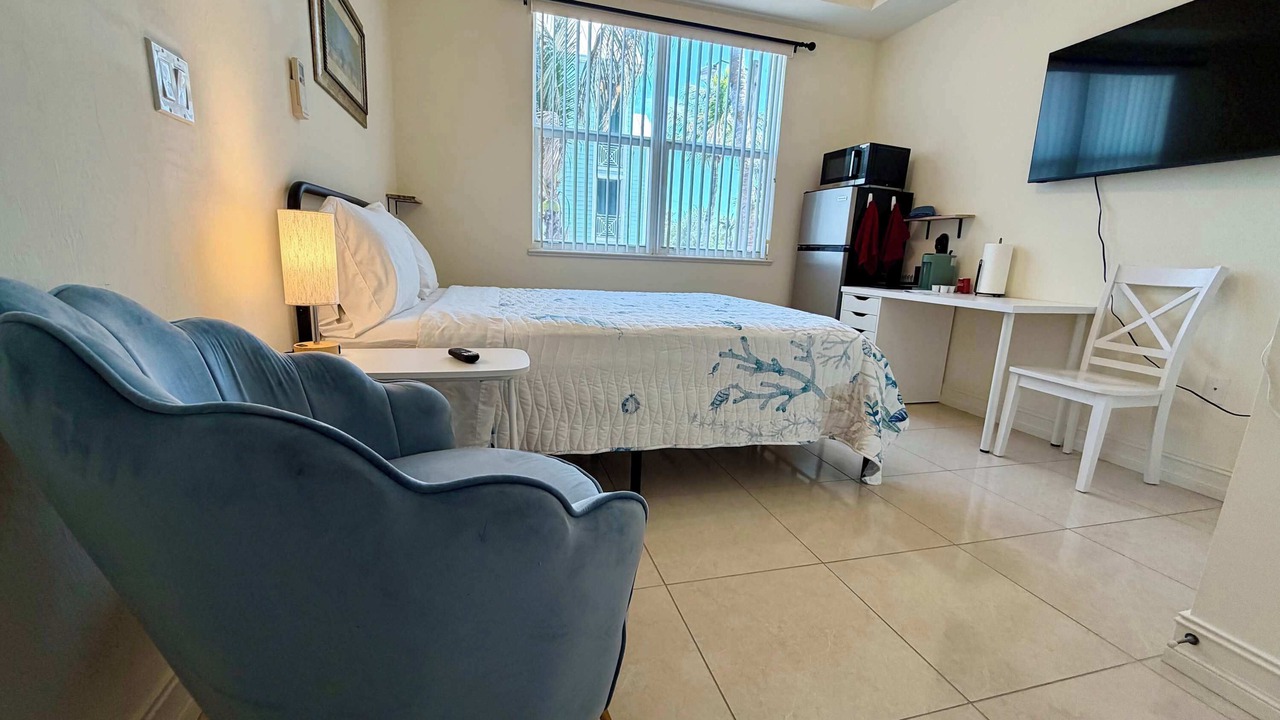 Photo of Bedroom in Bonita Shores