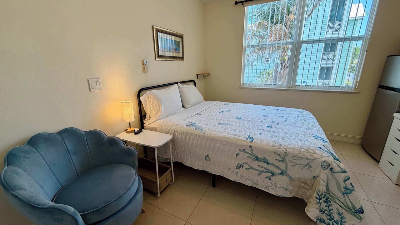 Photo of Bedroom in Bonita Shores