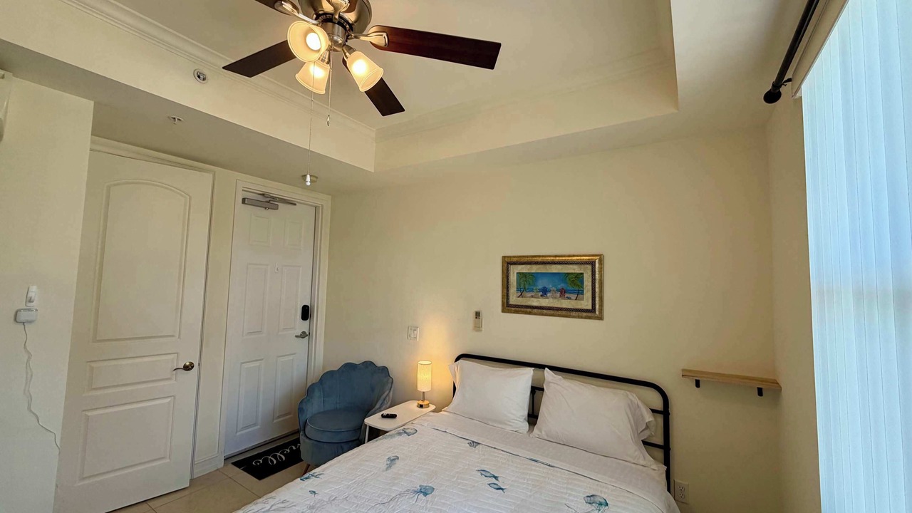 Photo of Bedroom in Bonita Shores