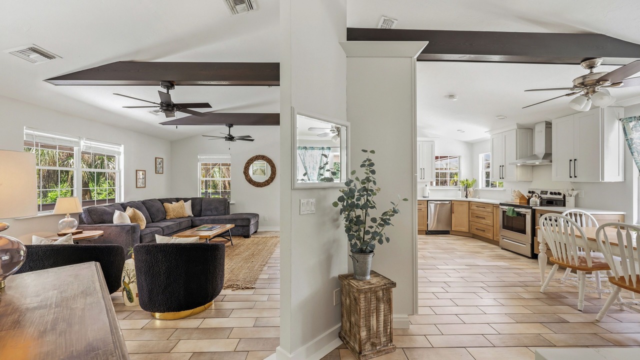 Photo of Livingroom in North Fort Myers