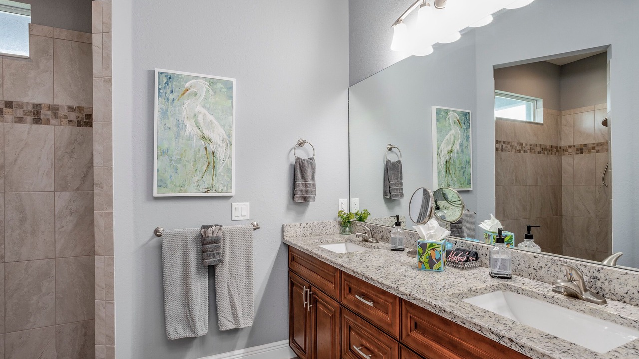 Photo of Bathroom in Diplomat