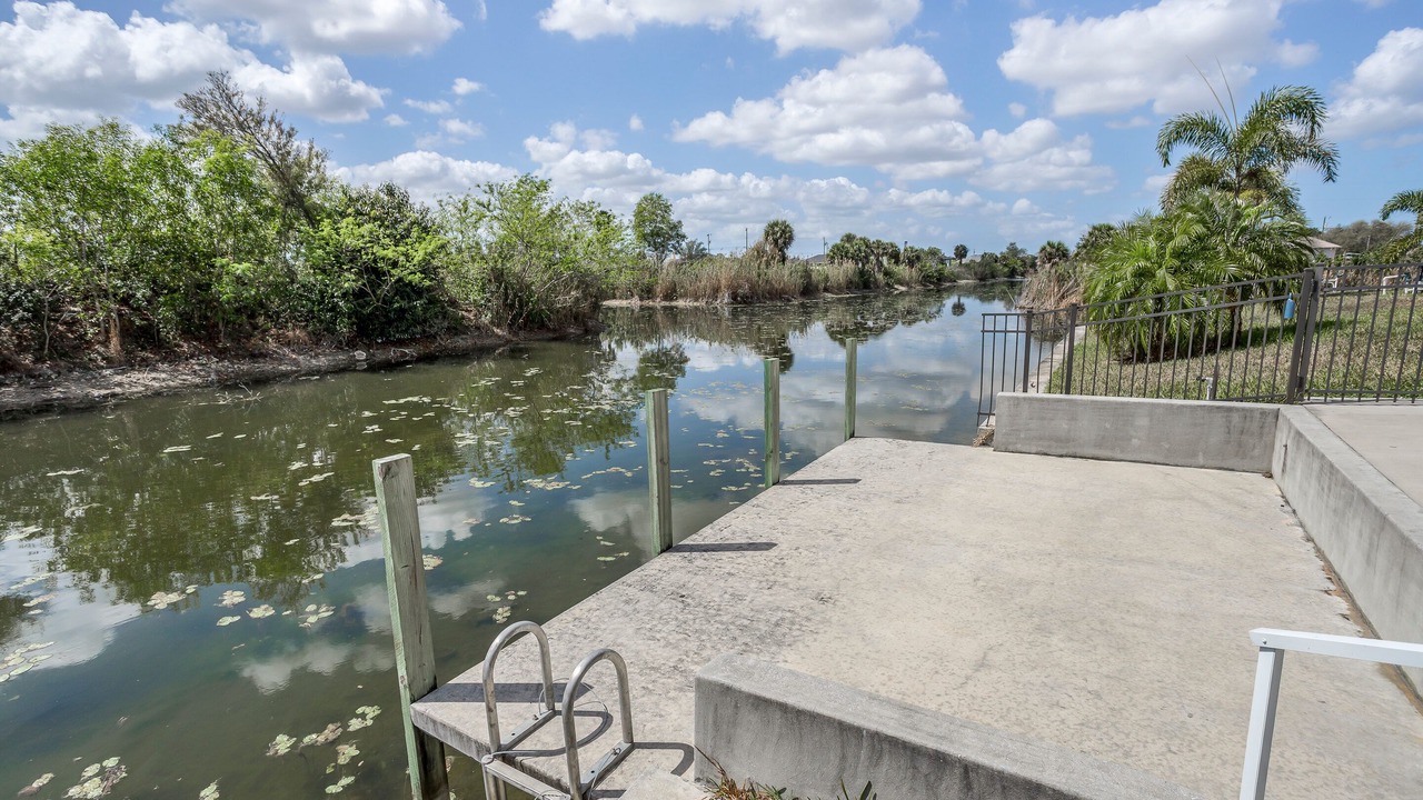 Photo of Outdoor in Diplomat