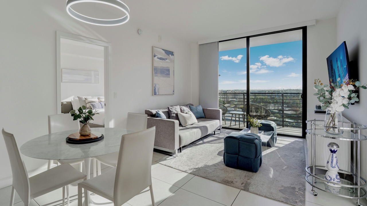 Photo of Livingroom in Doral