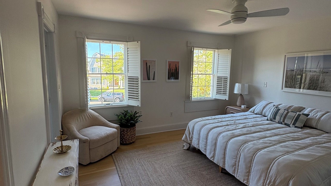 Photo of Bedroom in Spring Lake