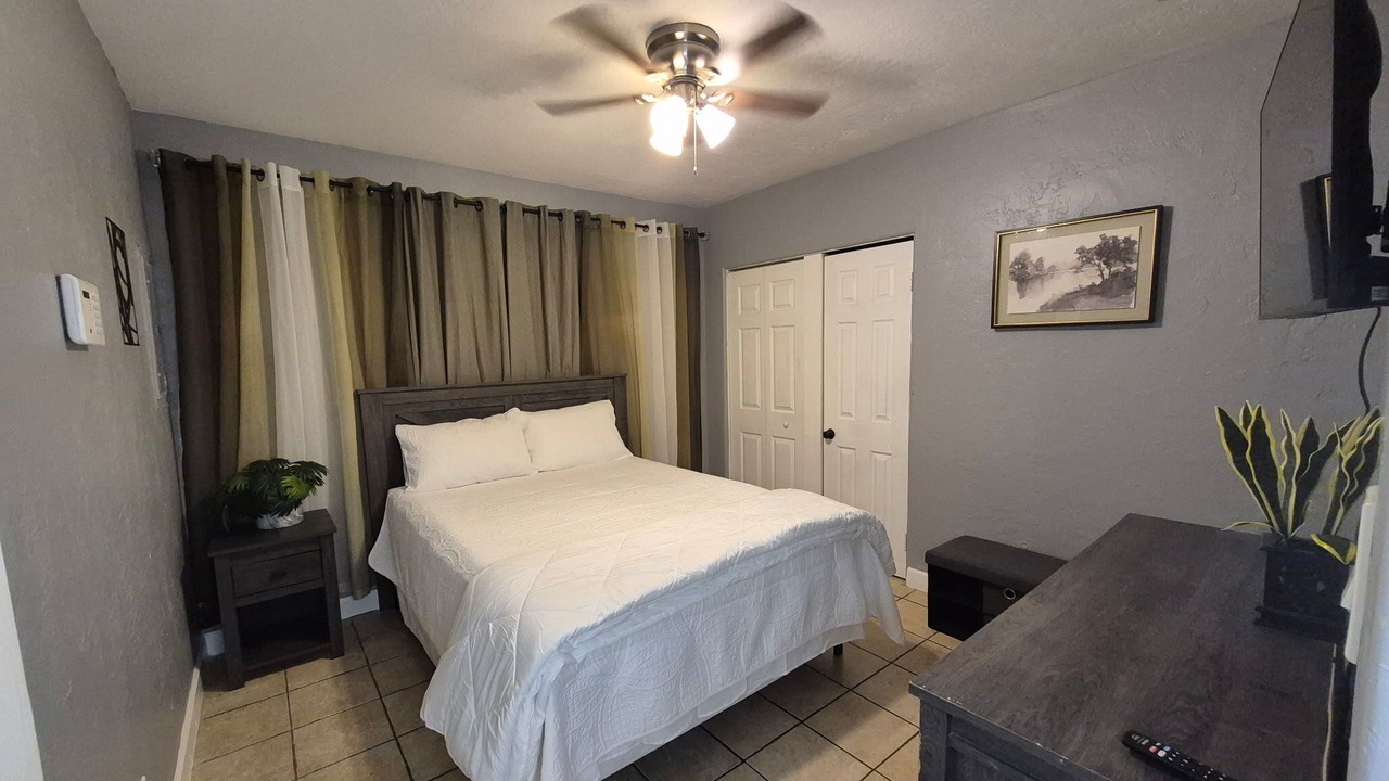 Photo of Bedroom in Childs Park
