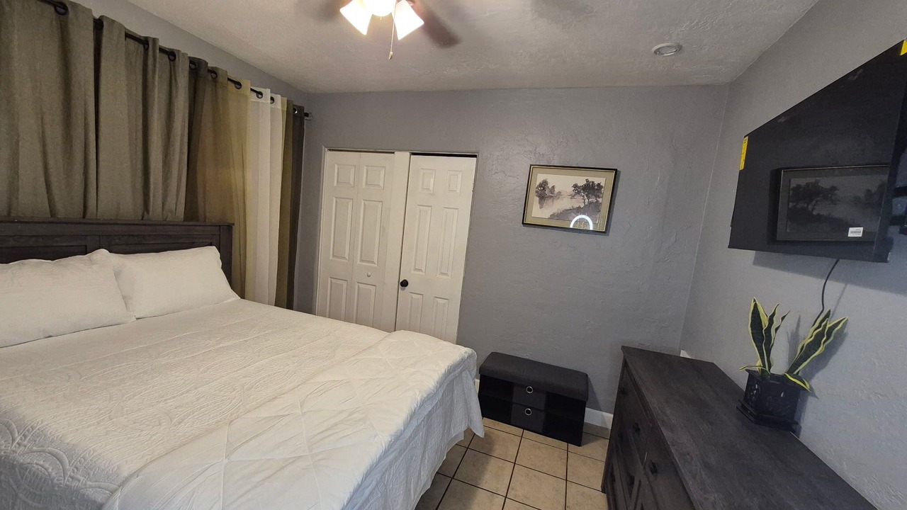 Photo of Bedroom in Childs Park