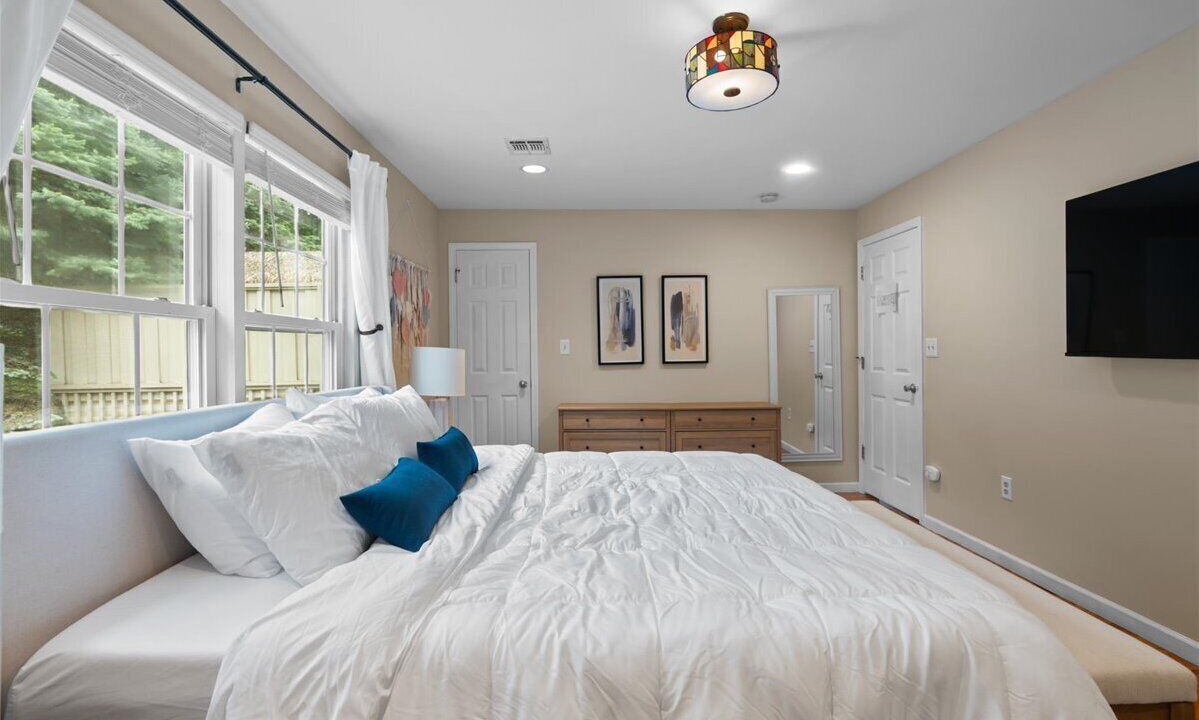 Photo of Bedroom in Greenwood Lake