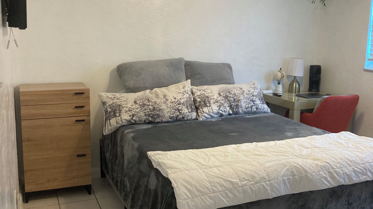 Photo of Bedroom in Central Naples