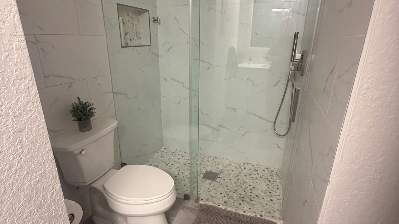 Photo of Bathroom in Lehigh Acres
