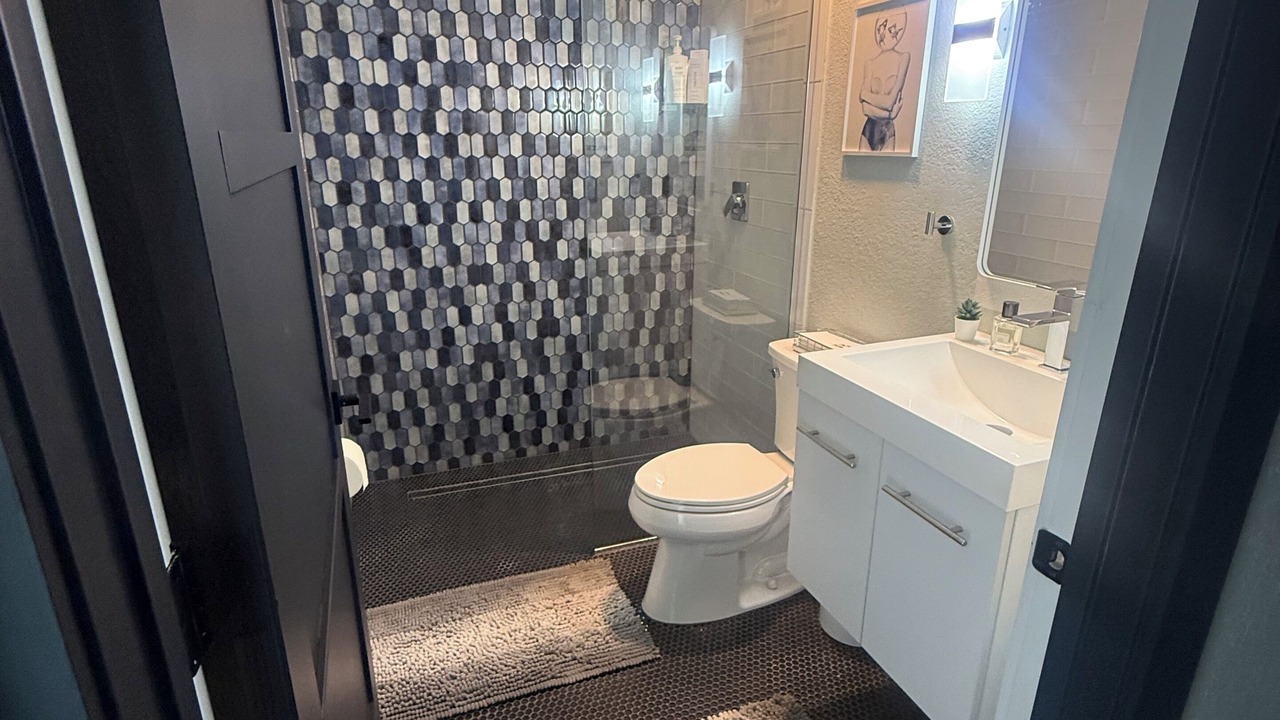 Photo of Bathroom in Lehigh Acres
