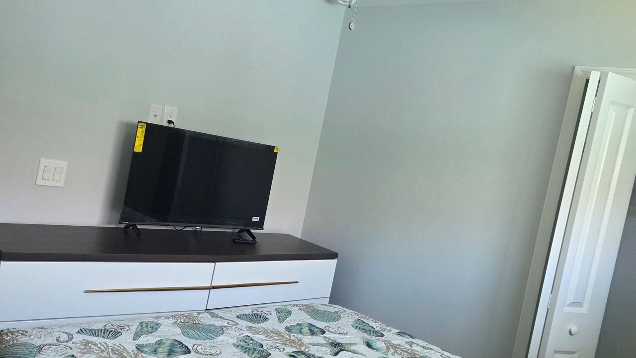 Photo of Bedroom in Pine Island Center