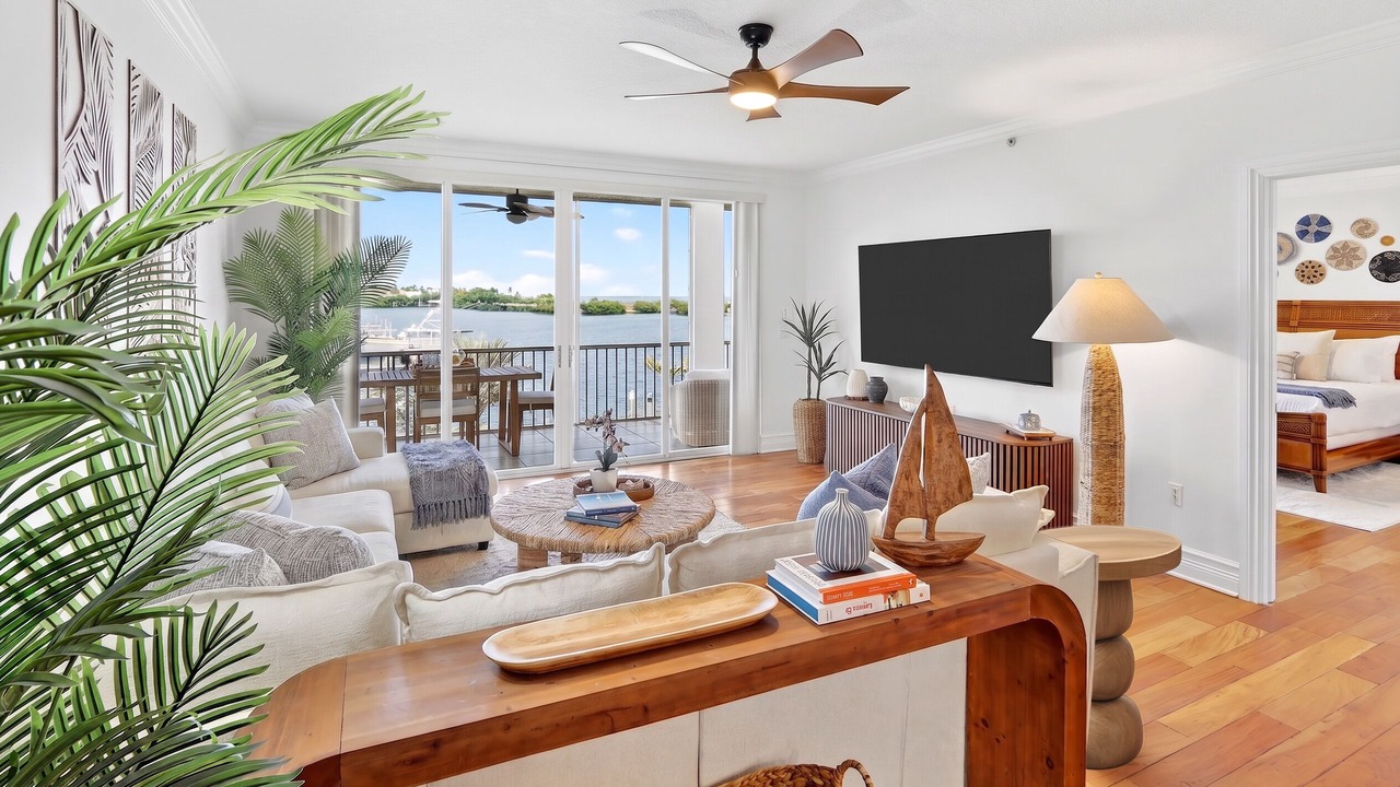 Photo of Livingroom in Islamorada