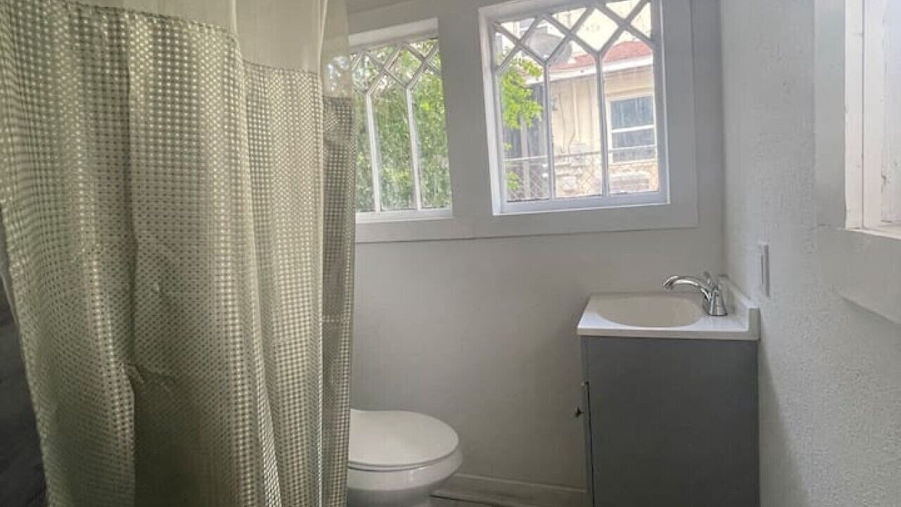 Photo of Bathroom in Lake Wales