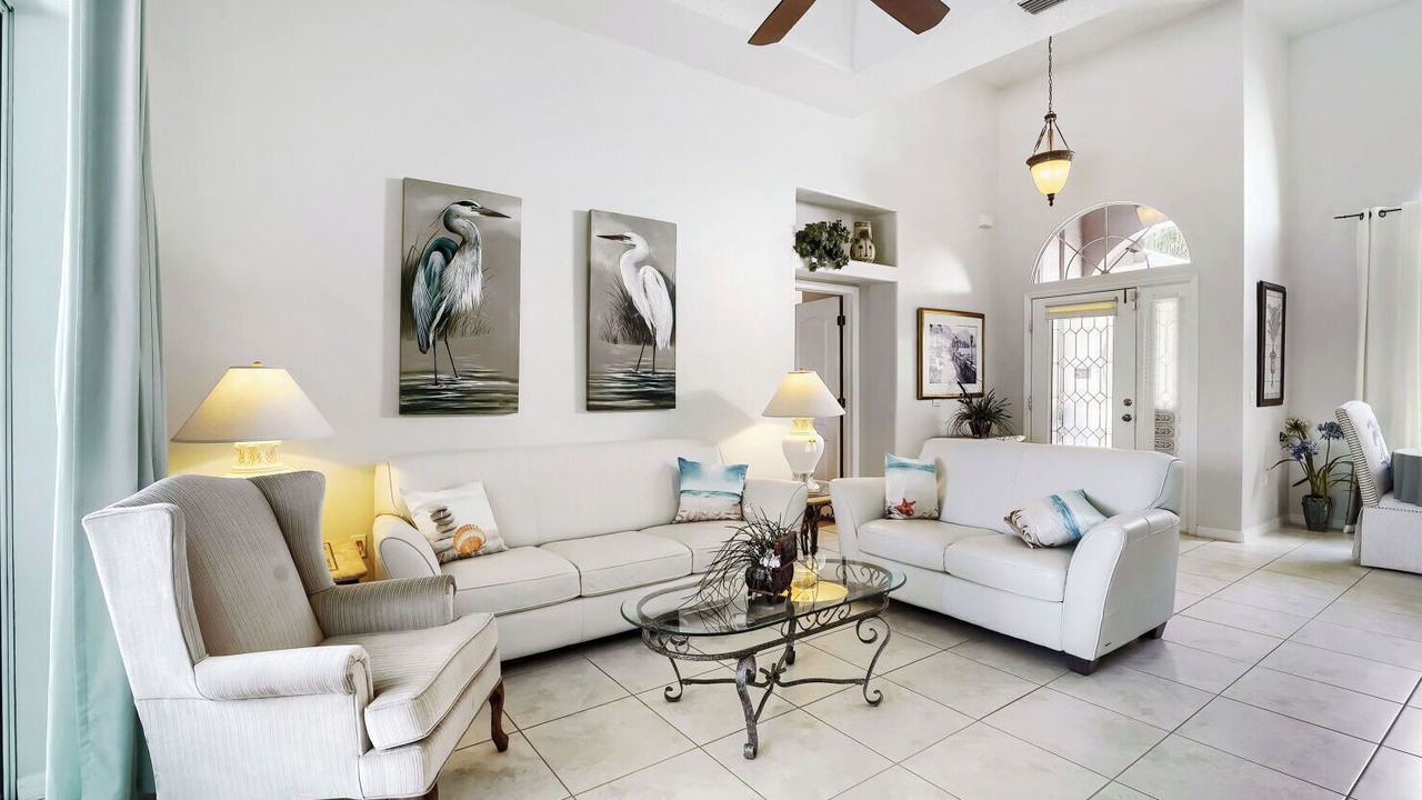 Photo of Livingroom in Rotonda Lakes