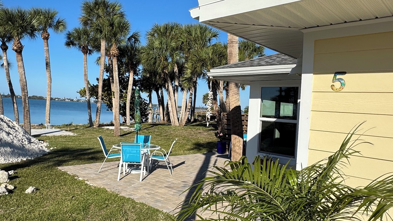 Photo of Patio Balcony in Englewood