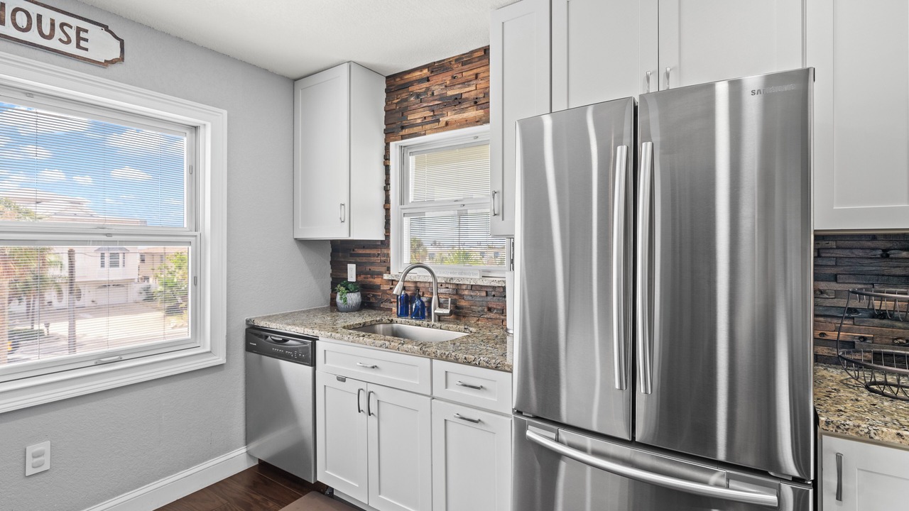 Photo of Kitchen in Treasure Island