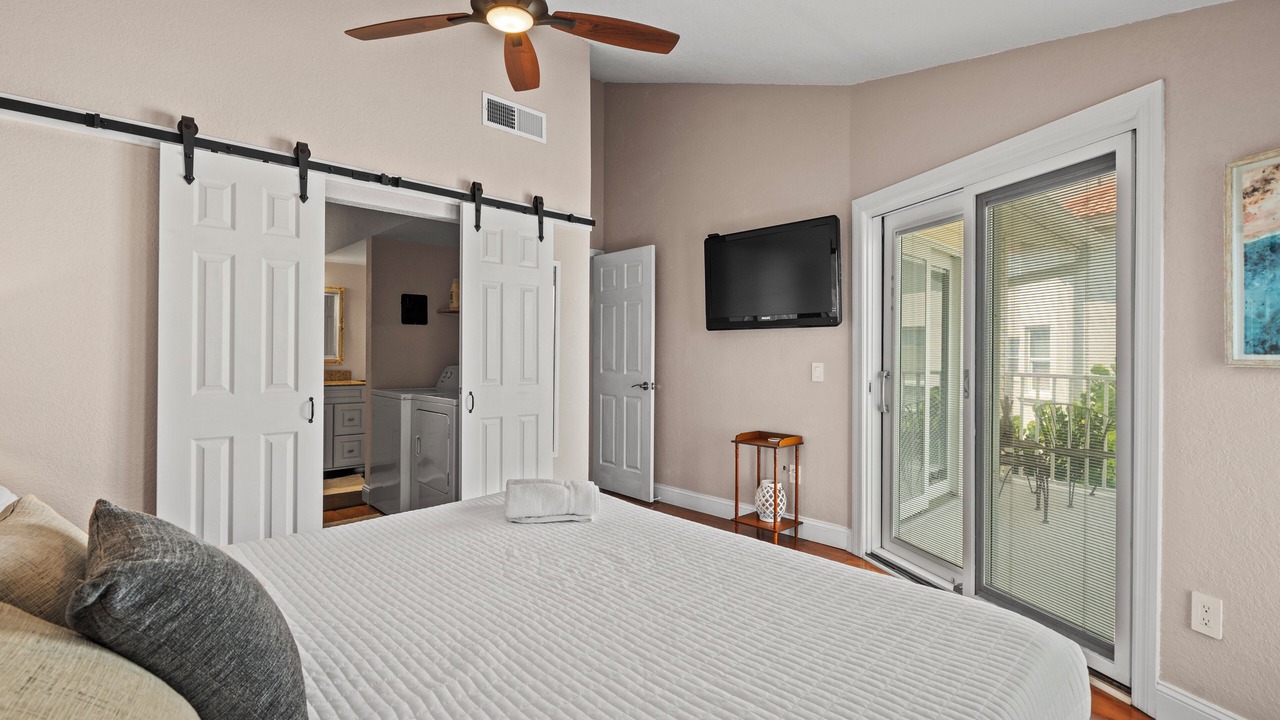 Photo of Bedroom in Treasure Island