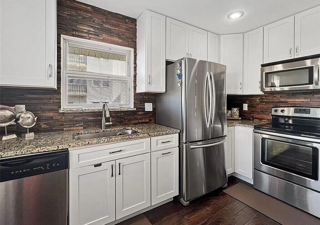 Photo of Kitchen in Treasure Island