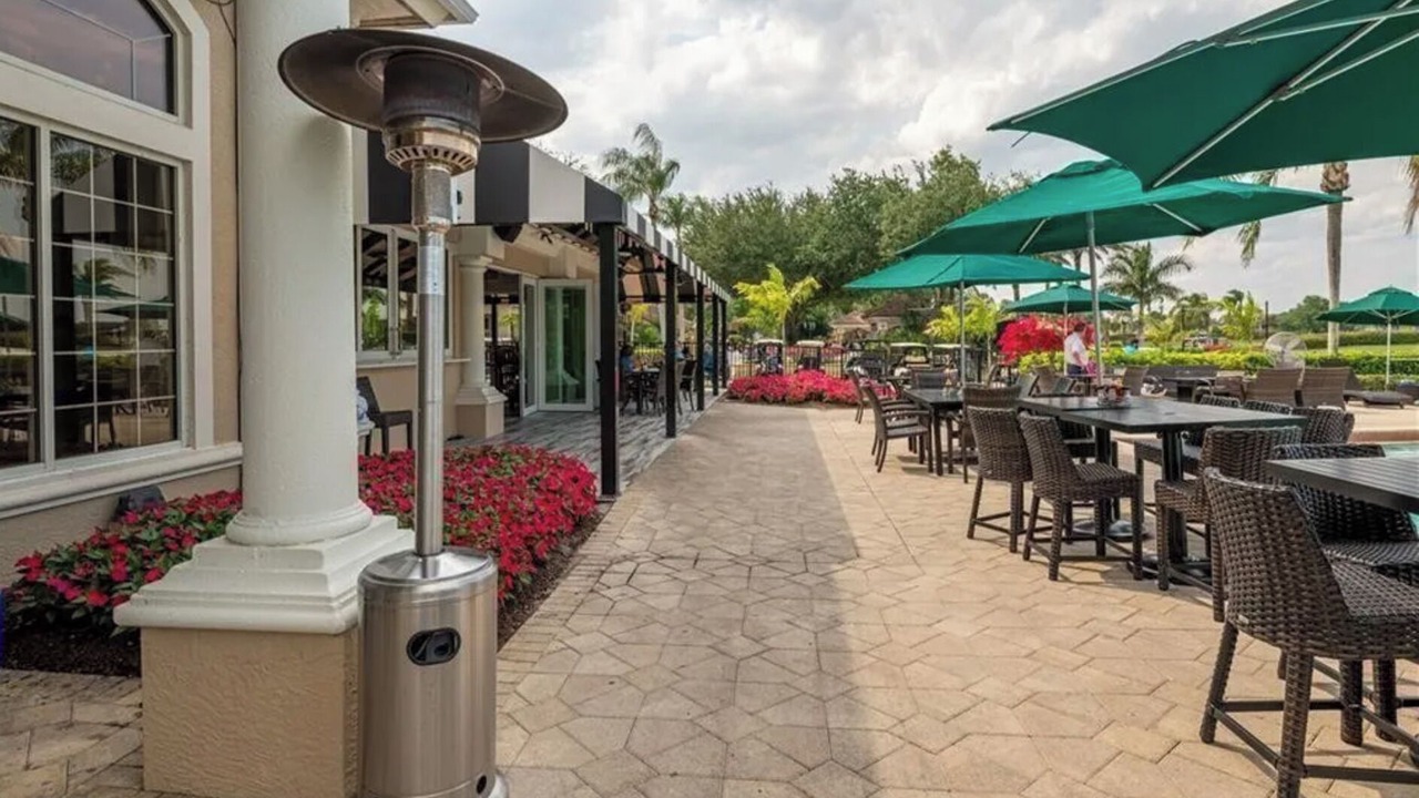 Photo of Outdoor in Naples
