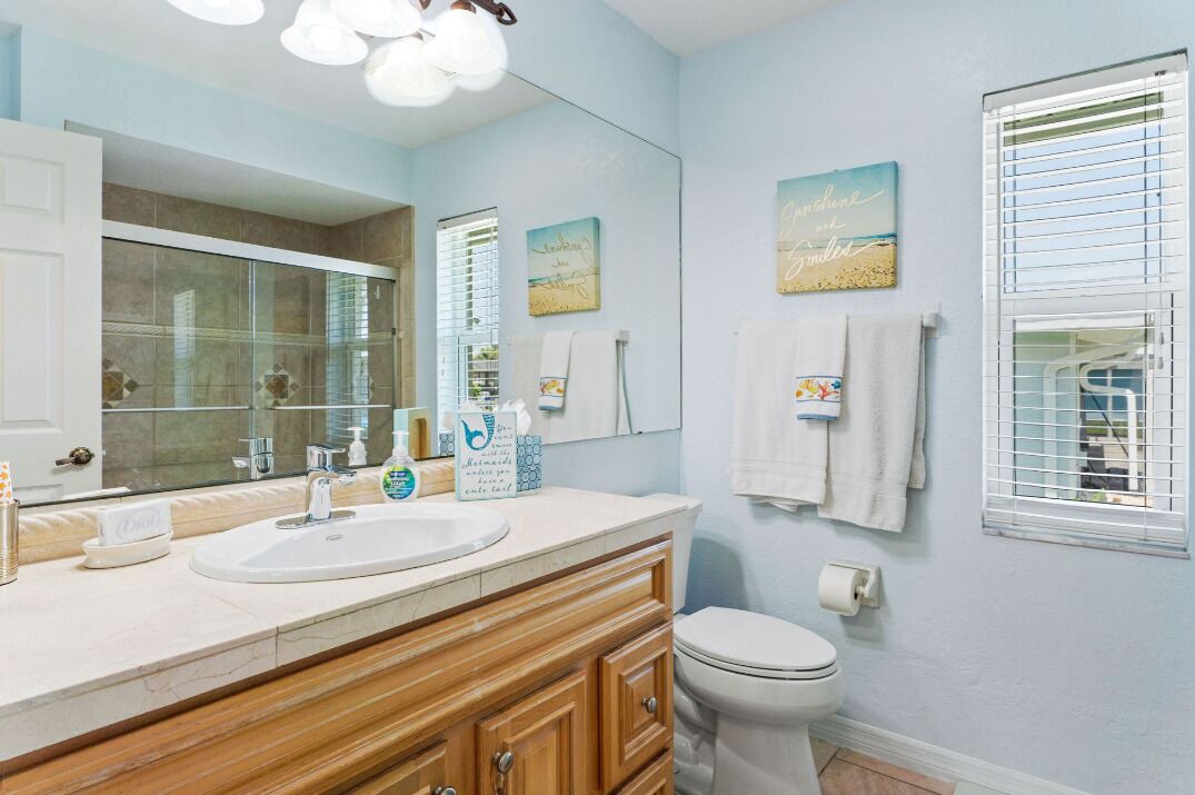 Photo of Bathroom in Pelican