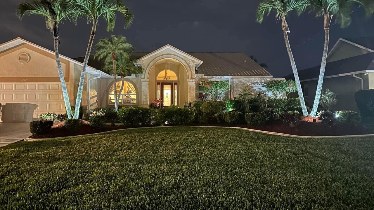 Photo of Outdoor in Pelican