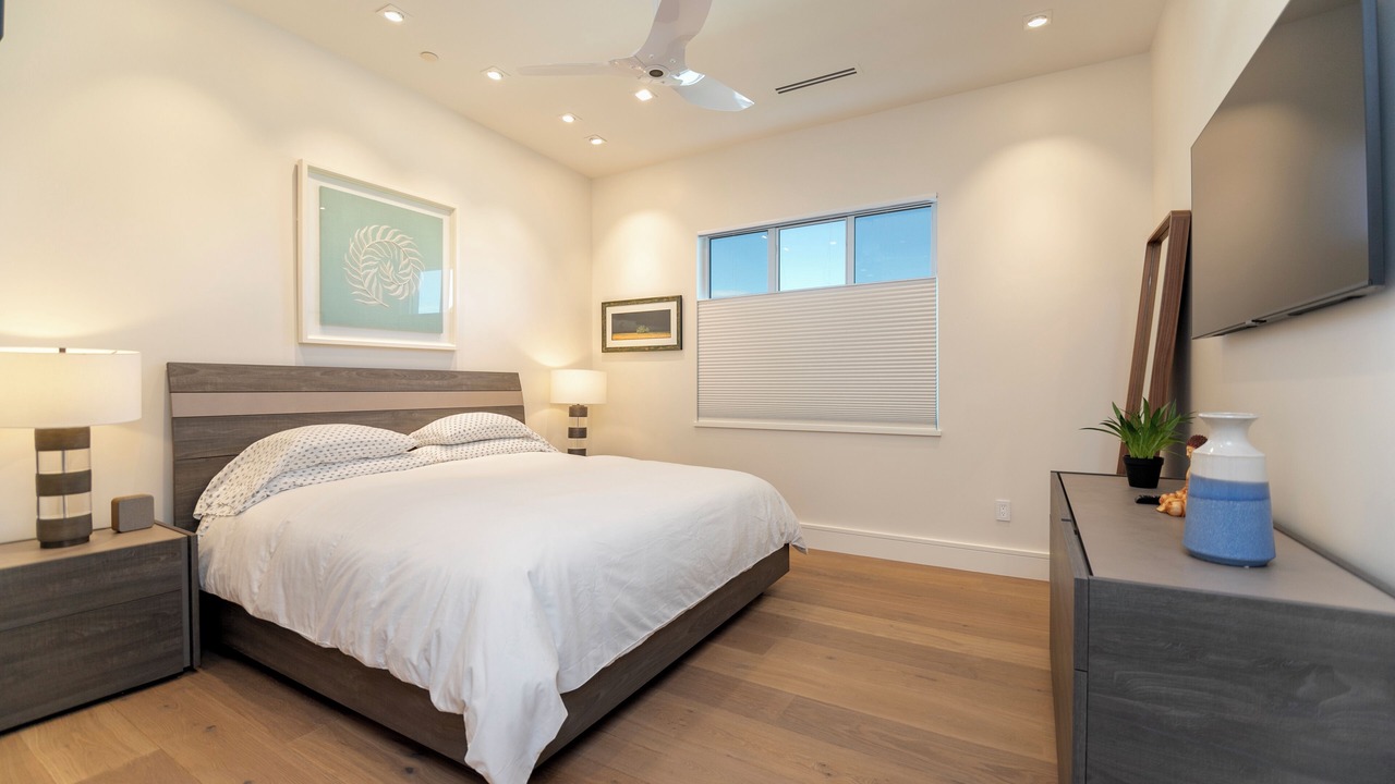 Photo of Bedroom in Royal Harbor