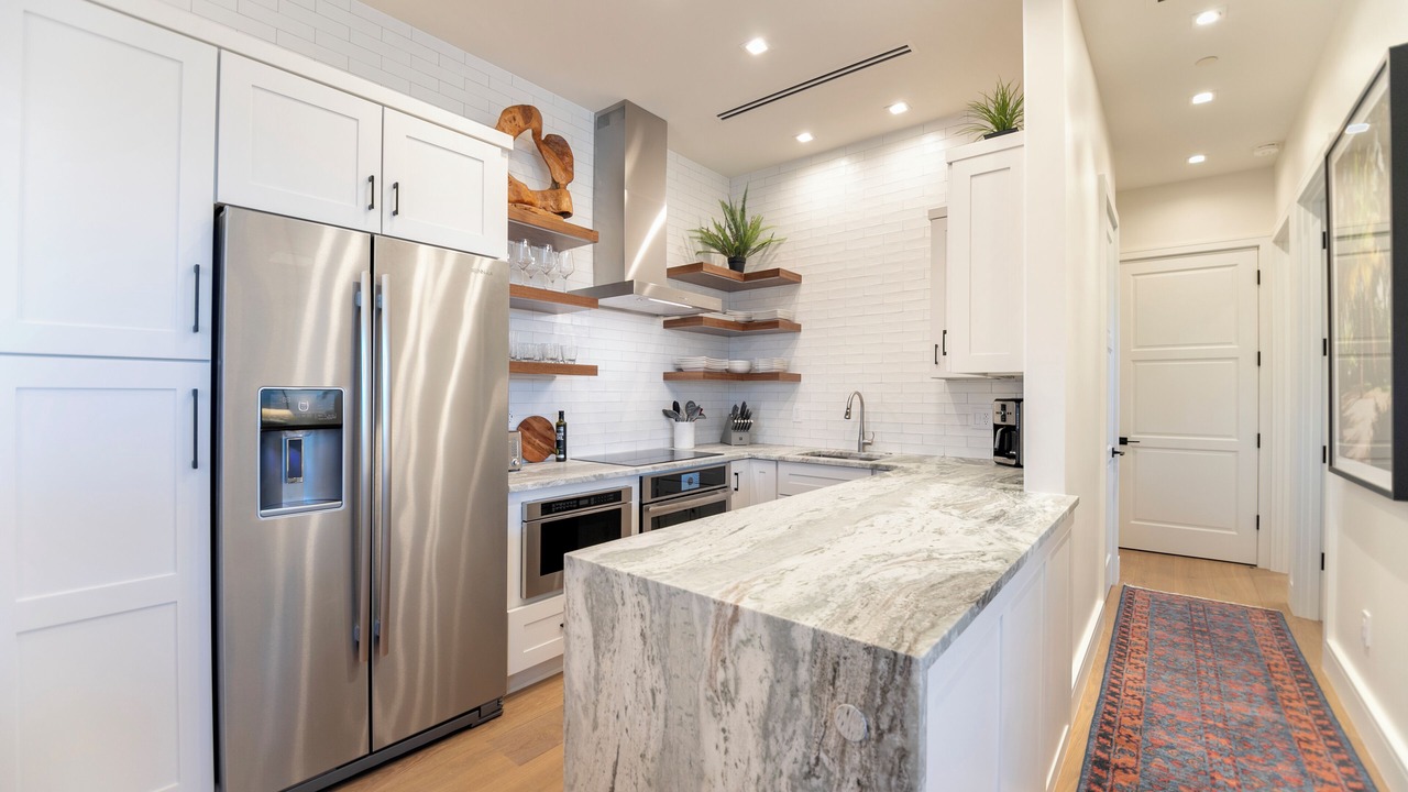 Photo of Kitchen in Royal Harbor