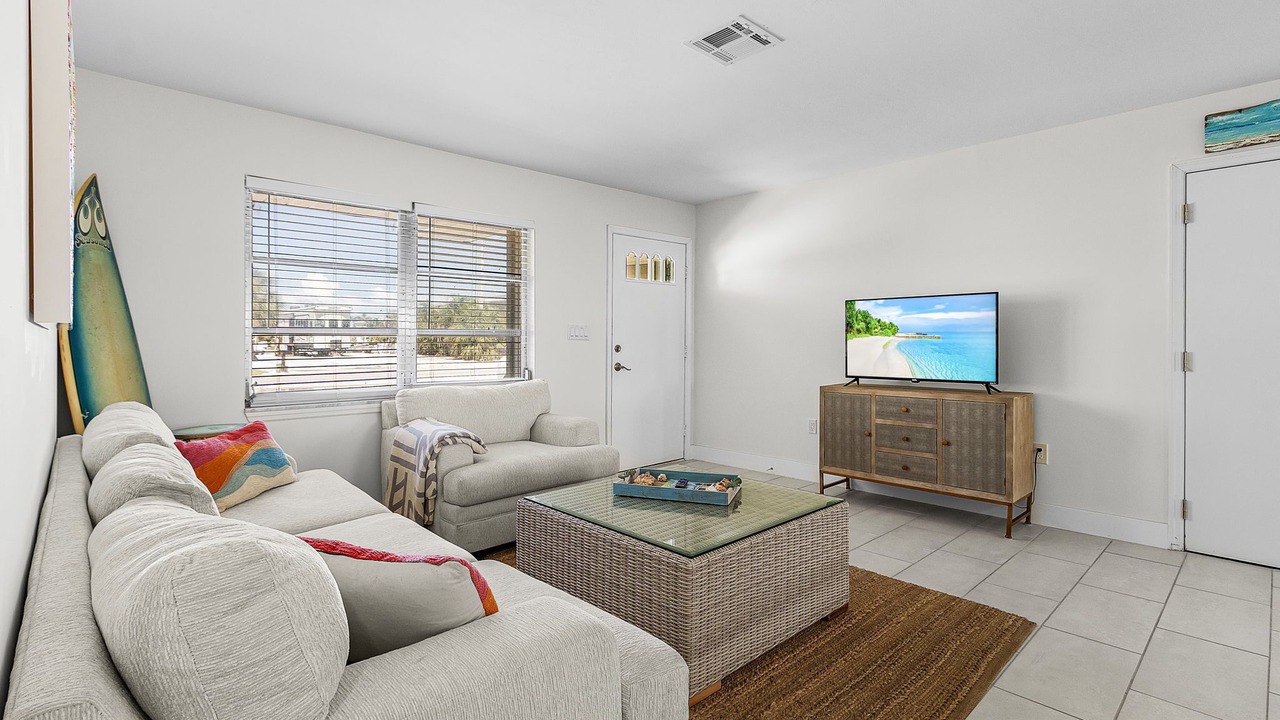 Photo of Livingroom in Saint James City