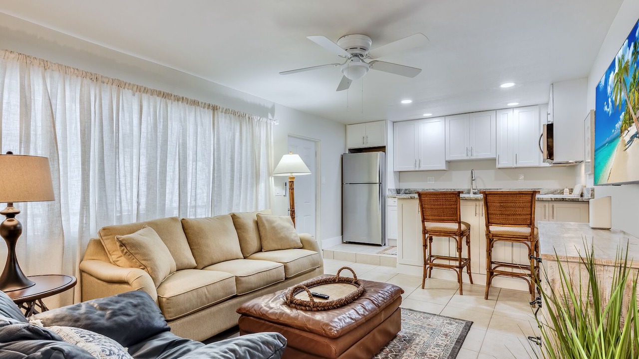 Photo of Livingroom in Fort Myers Beach