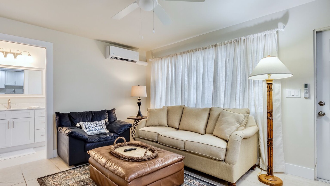 Photo of Livingroom in Fort Myers Beach