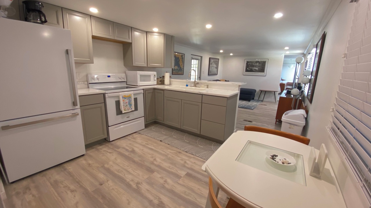 Photo of Kitchen in Flamingo Bay