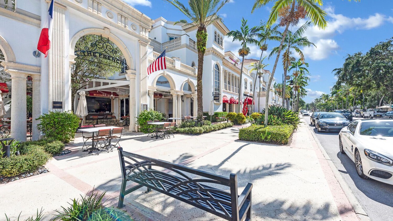 Photo of Outdoor in Old Naples