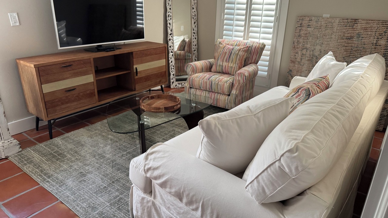Photo of Livingroom in Old Naples