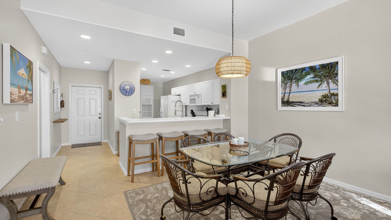Photo of Bedroom in Tropical Cove