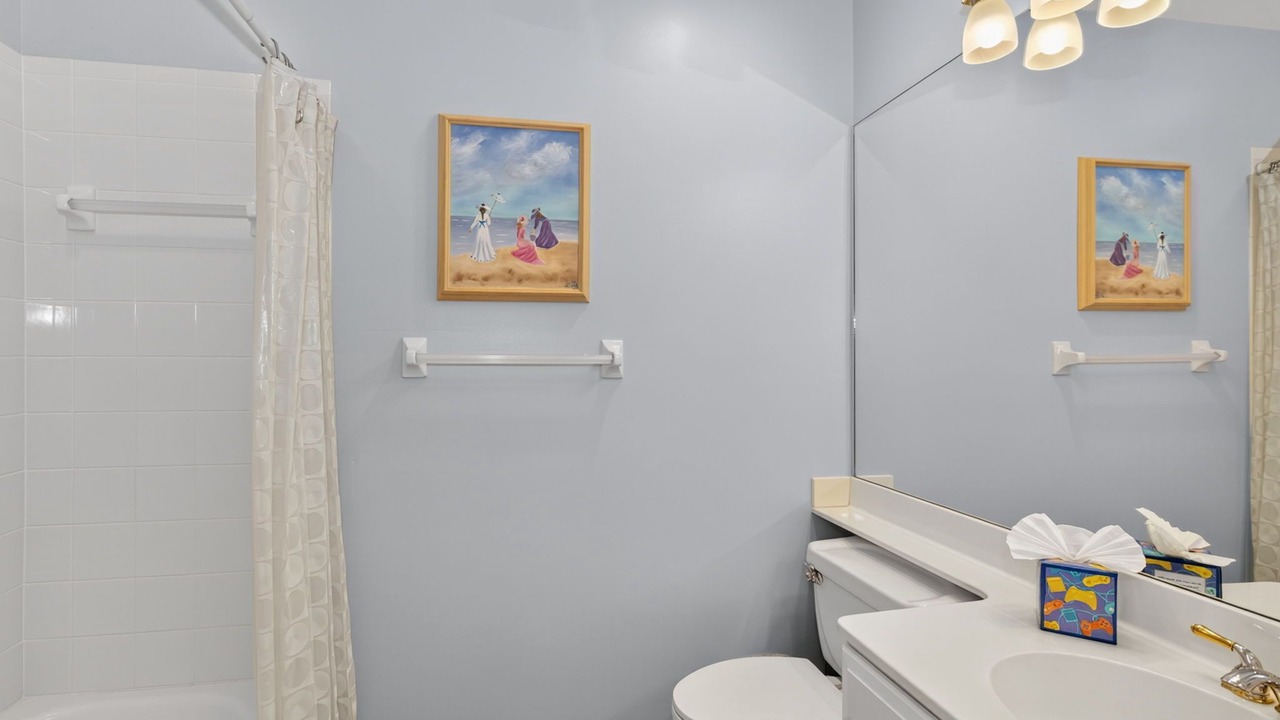 Photo of Bathroom in Tropical Cove