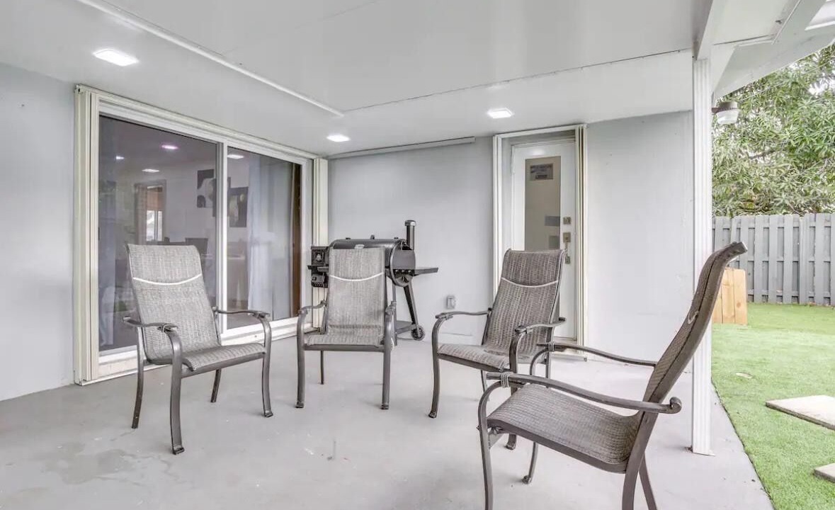 Photo of Patio Balcony in Sunrise