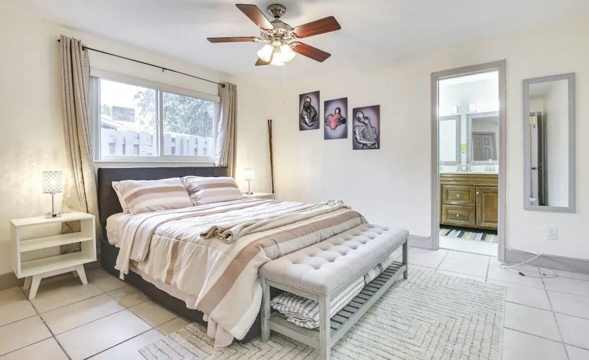 Photo of Bedroom in Sunrise