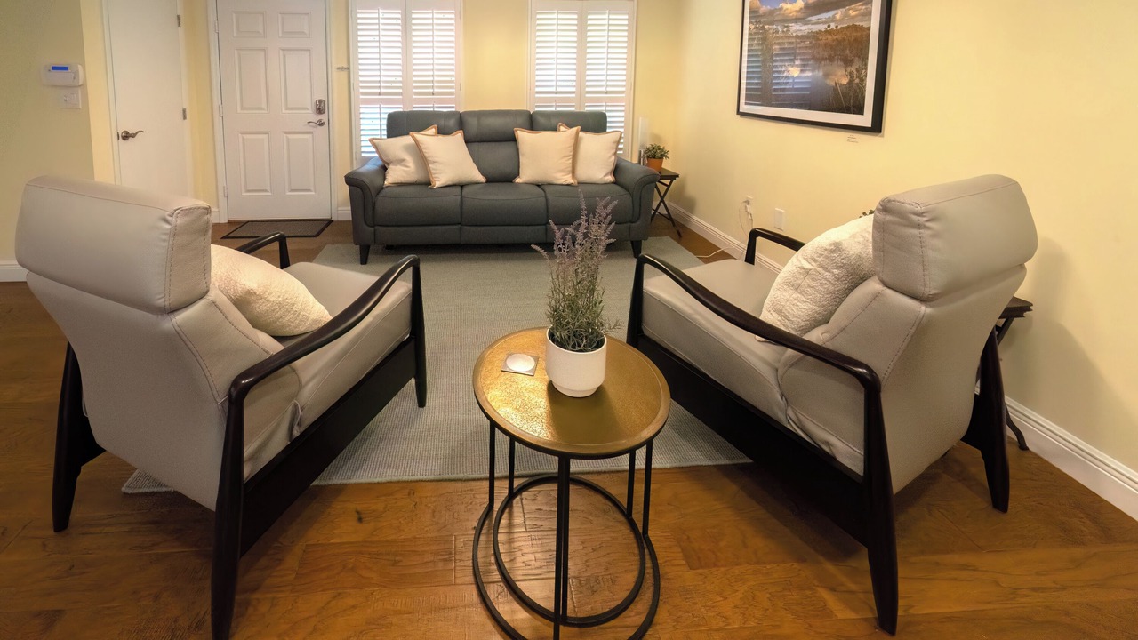 Photo of Bedroom in Willoughby Acres