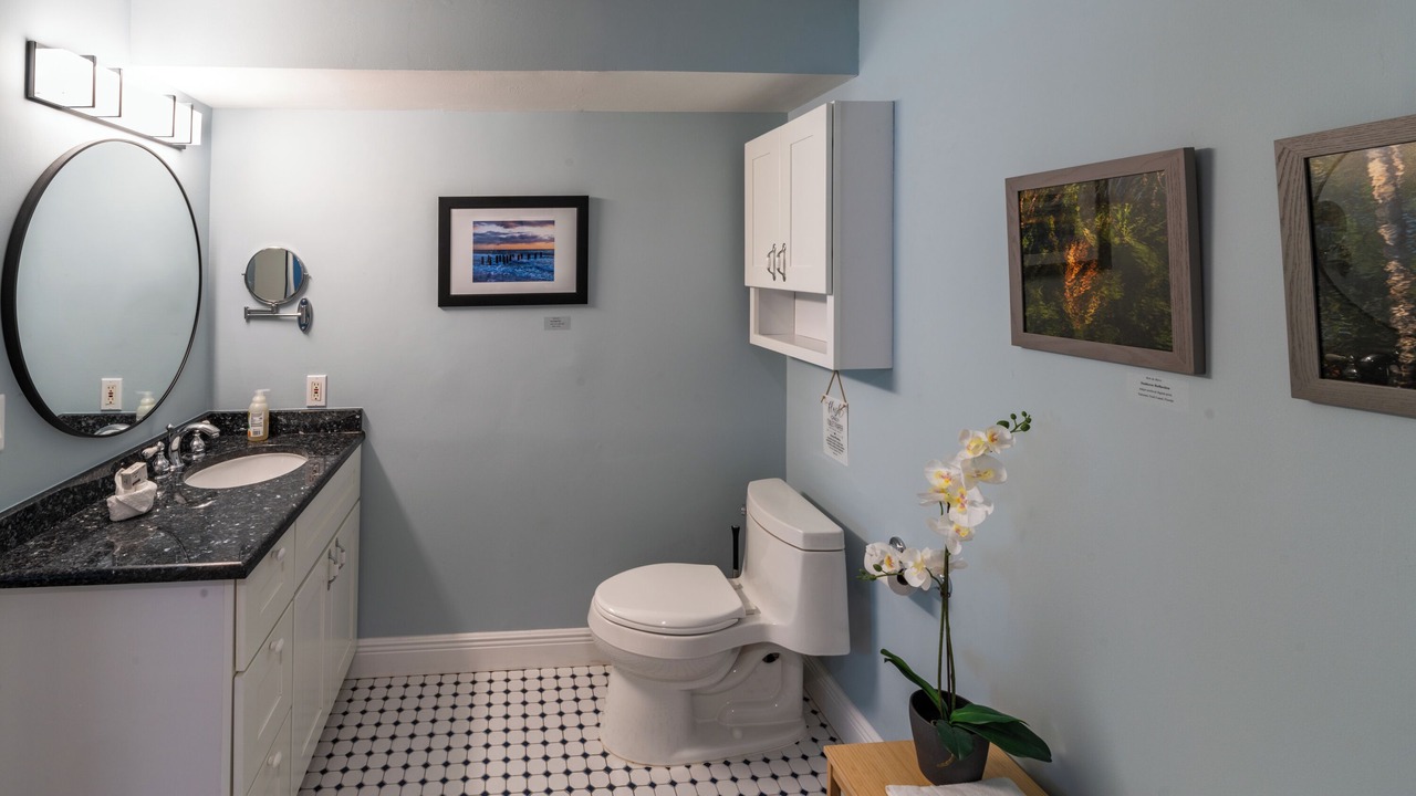 Photo of Bathroom in Willoughby Acres