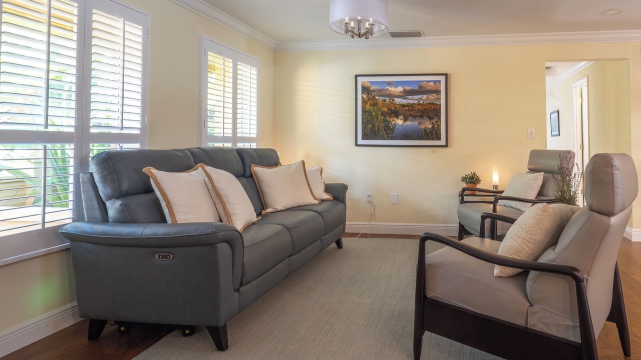 Photo of Bedroom in Willoughby Acres