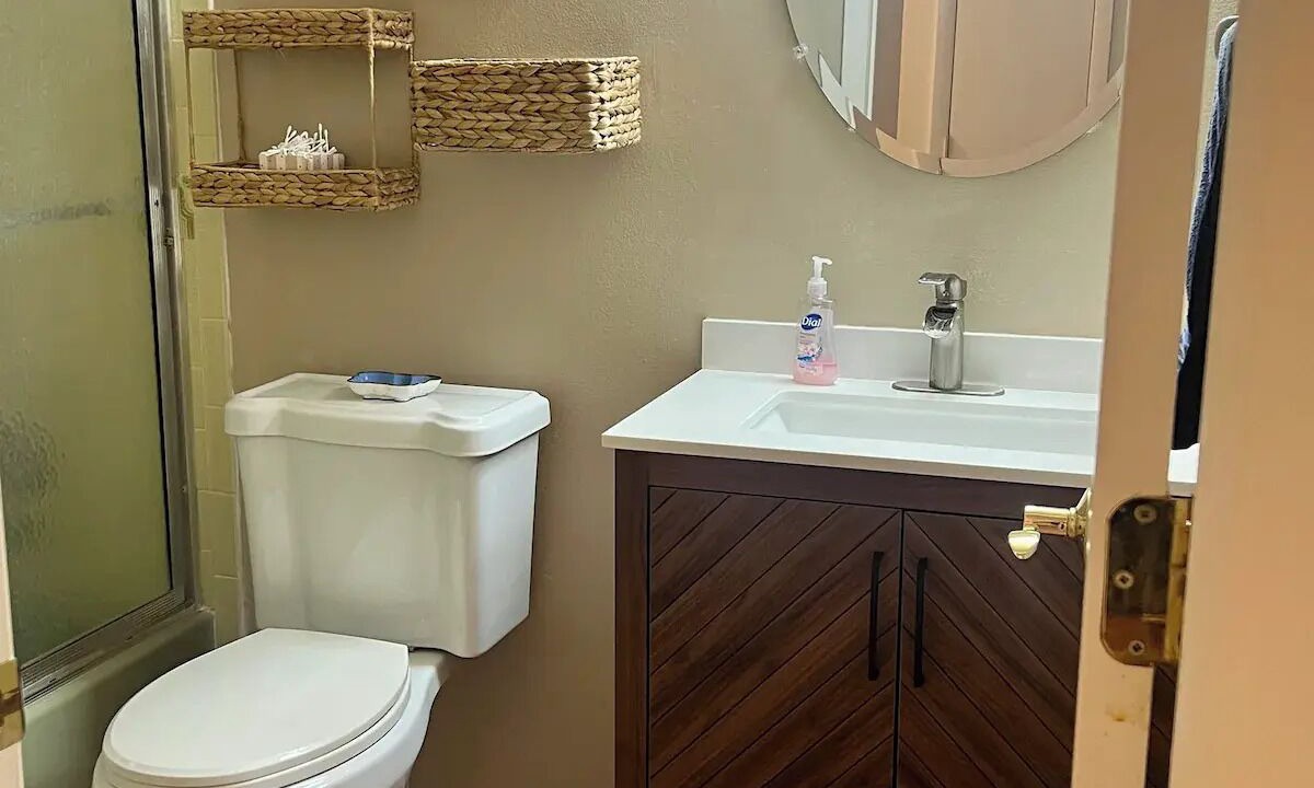 Photo of Bathroom in LaBelle