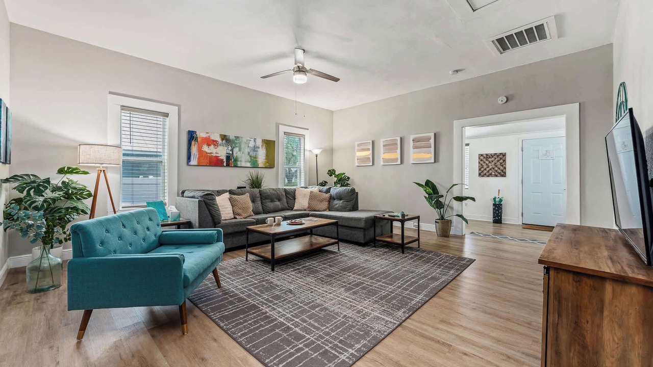 Photo of Bedroom in River District