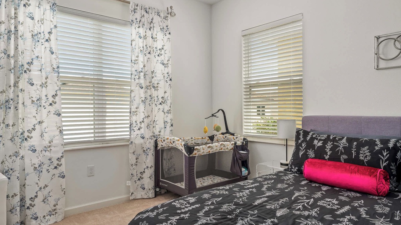 Photo of Bedroom in Davenport