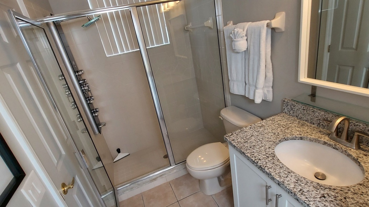 Photo of Bathroom in Calabay Parc