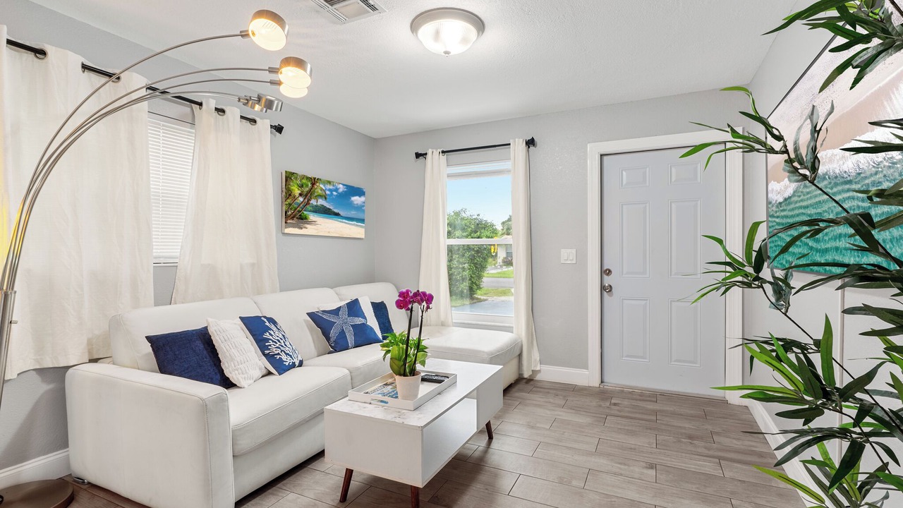 Photo of Livingroom in West Palm Beach