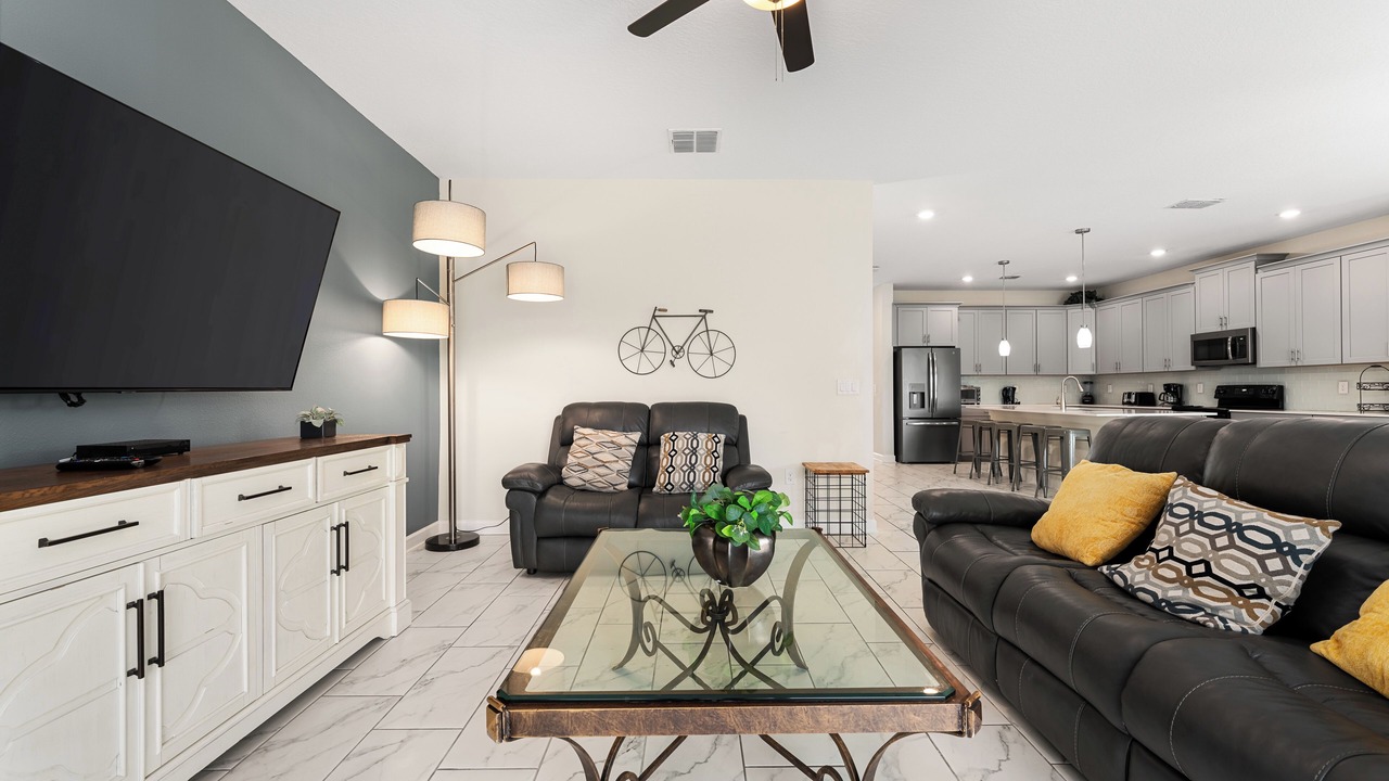 Photo of Livingroom in Davenport