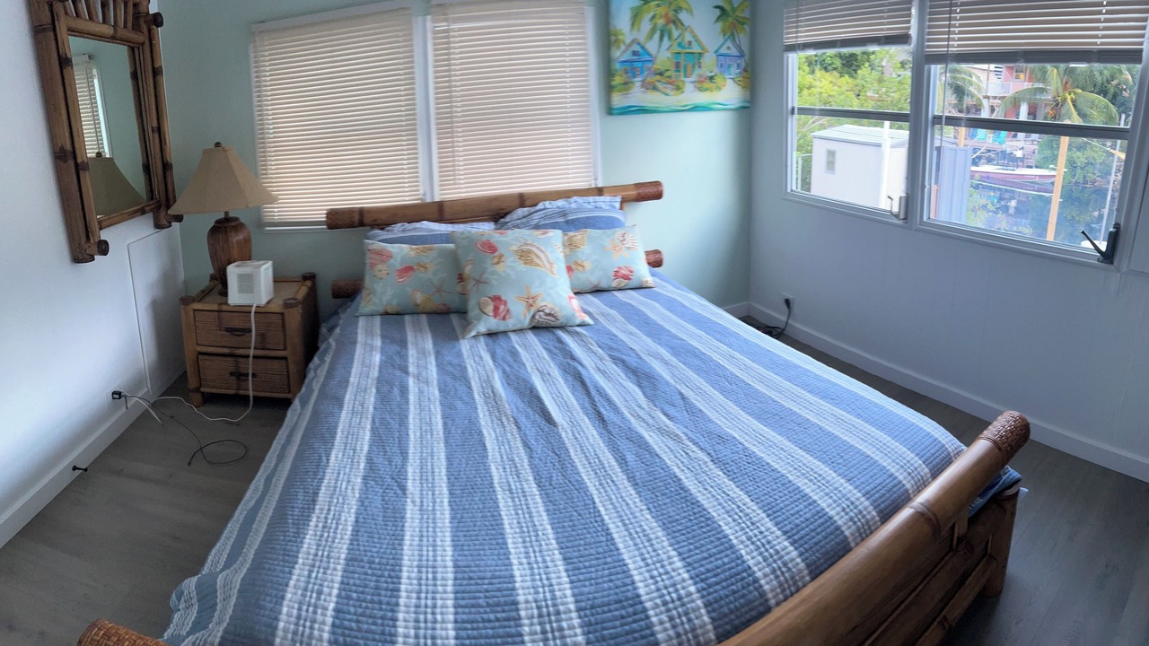 Photo of Bedroom in Twin Lakes